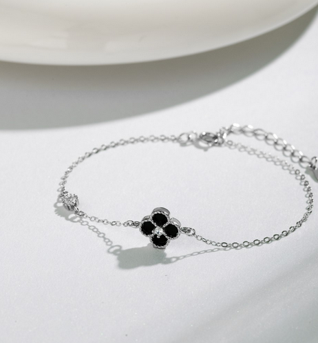 BRACELETS - Flower of the moon