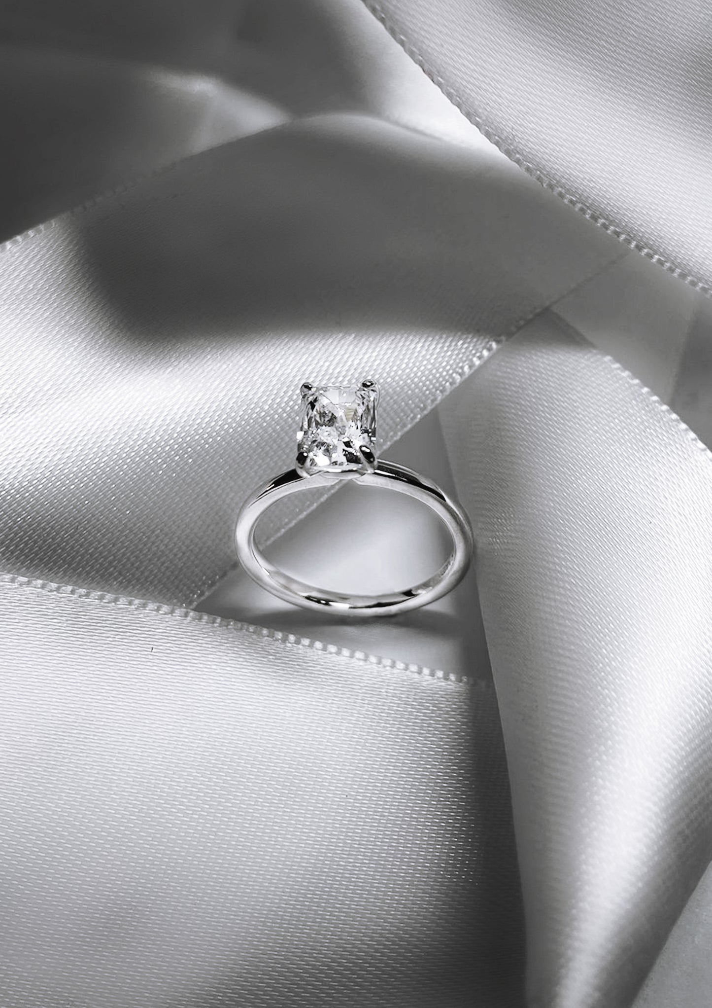 RINGS - Ice of the MoonLight